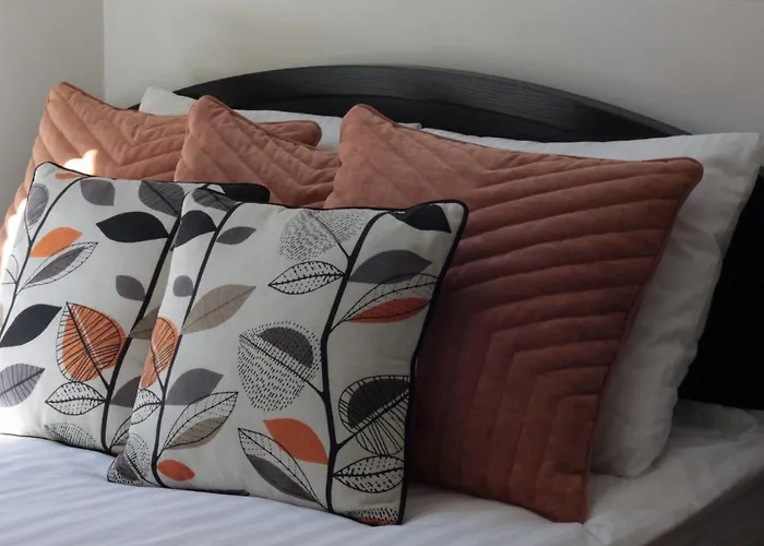 Modern Cozy 1br In Quiet Center Of Dzīvoklis Riga