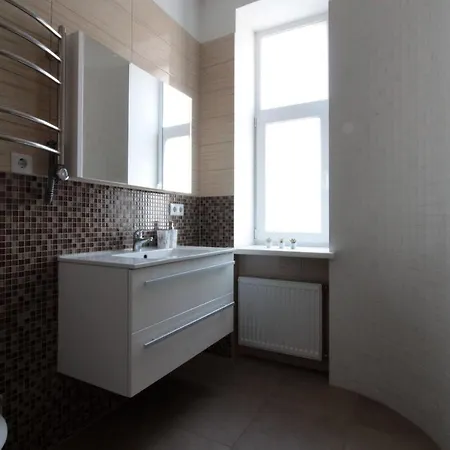 Modern Cozy 1br In Quiet Center Of * Ryga